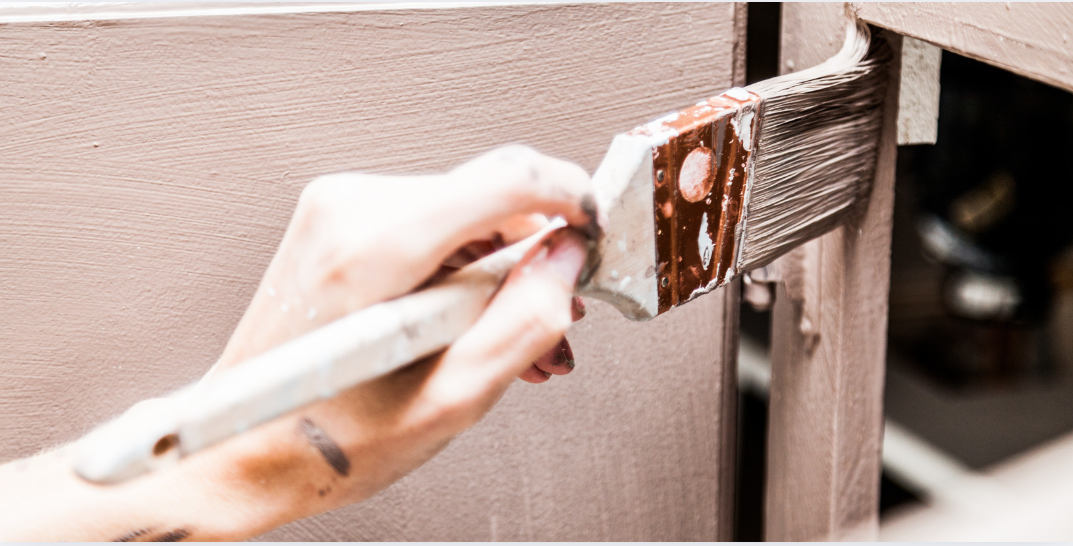 How to Paint Kitchen Cabinets: Tips for a Smooth Finish